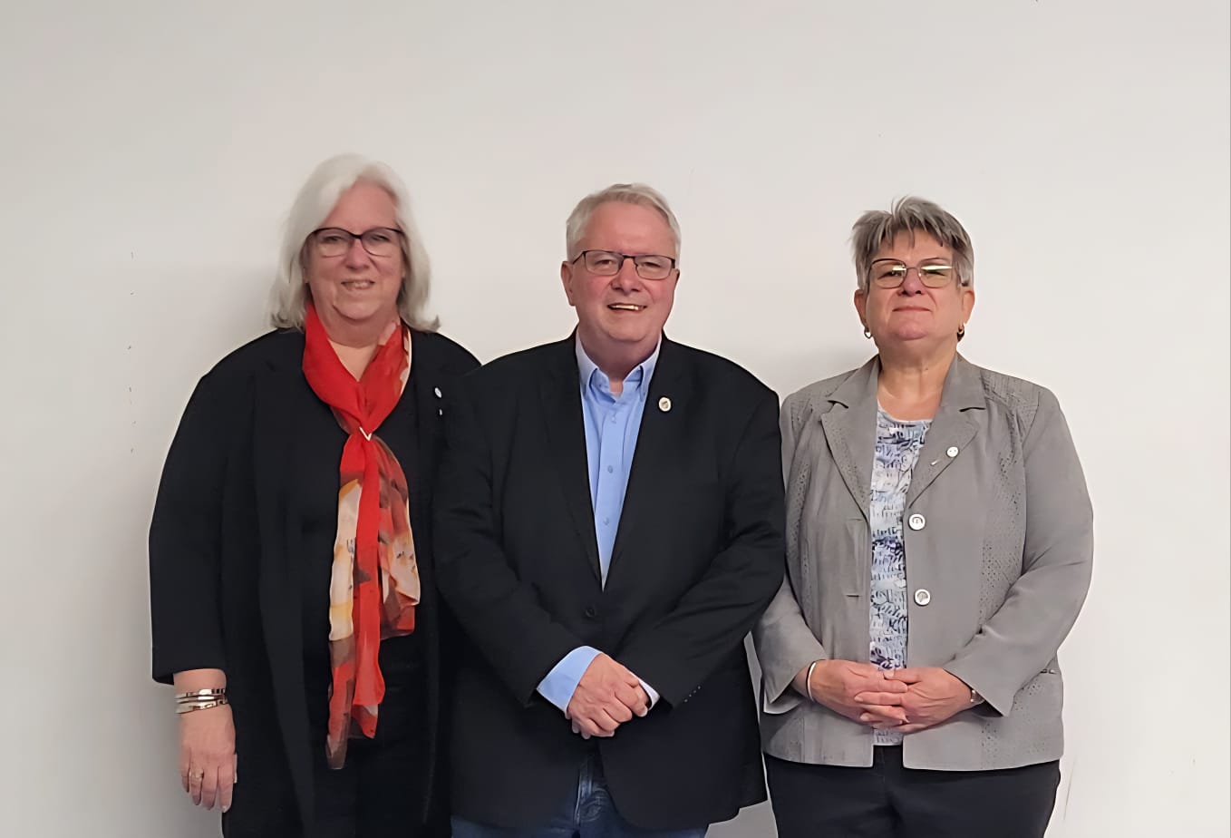 Neuer Vorstand des Polizeisport Verein Augsburg e.V. (v. l. n. r.: Claudia Gaugenrieder (Beitragsmanagement), Michael Schwarz (1. Vorstand), Brigitte Richter (Kassiererin))